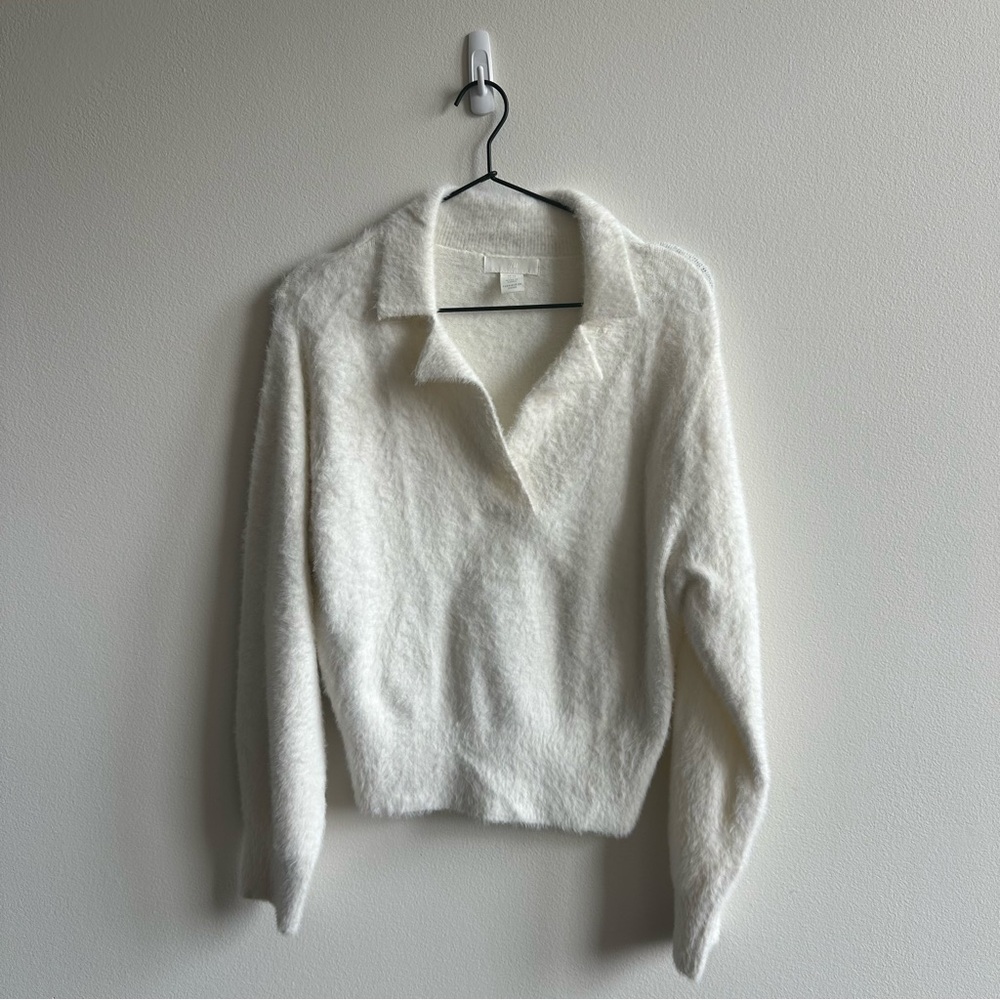 H&M white fuzzy sweater